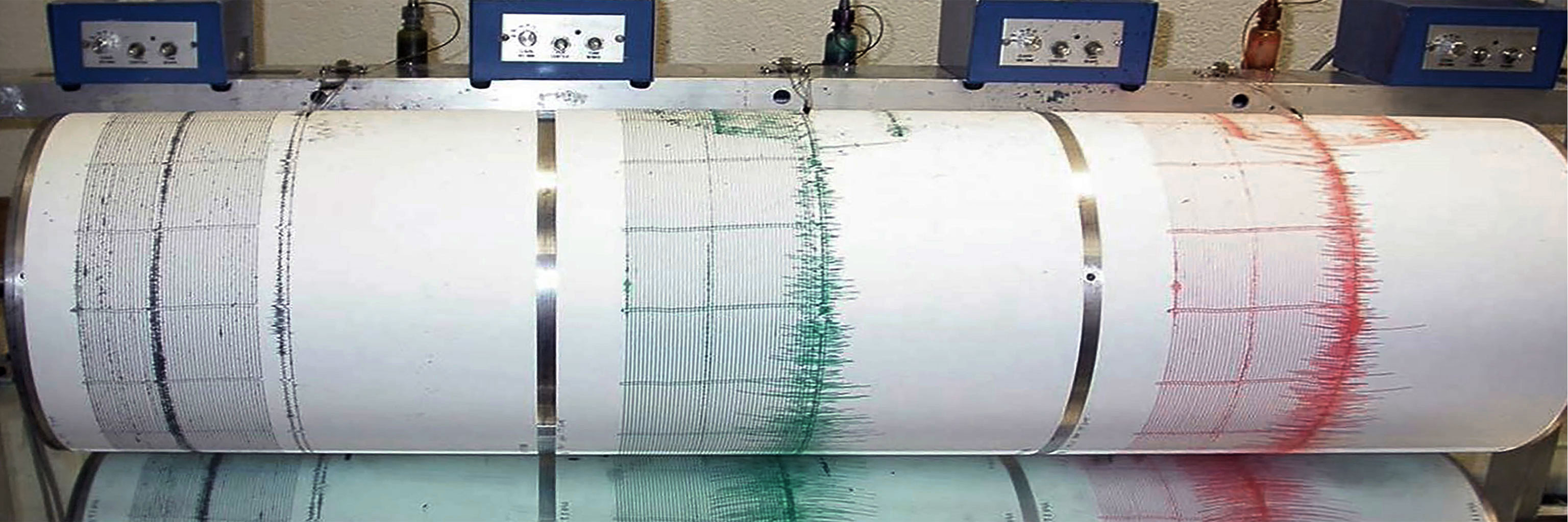 seismograph machine